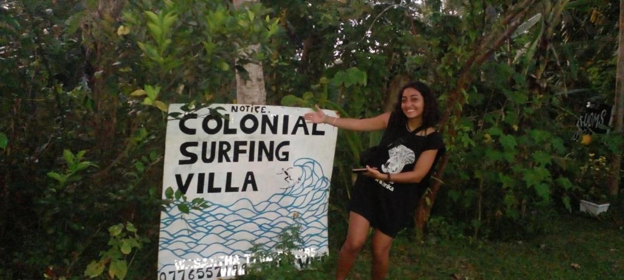 Colonial Surfing Villa Hostel & Home Stay Midigama East Habitación foto